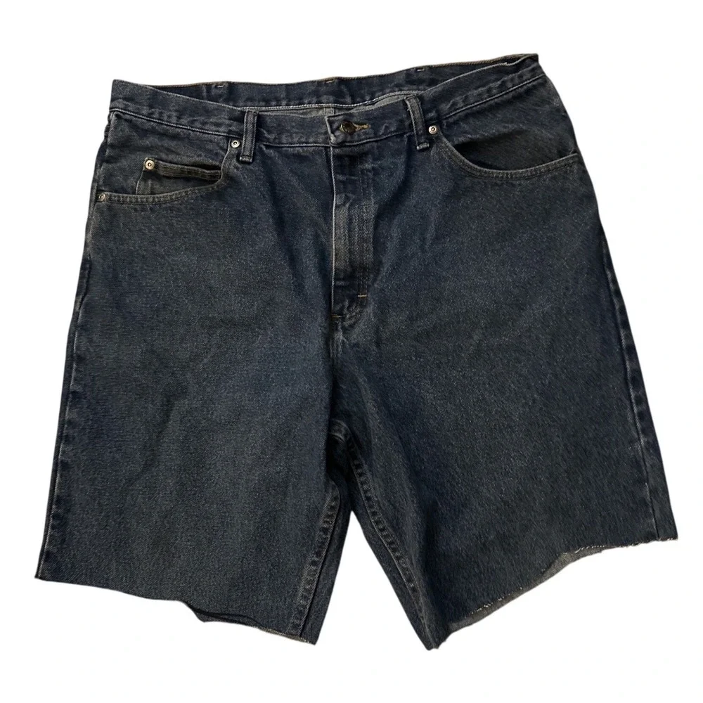 Wrangler Mens Relaxed Fit Cut Off Denim Shorts Blue Dark Wash Size 38 9760WDR